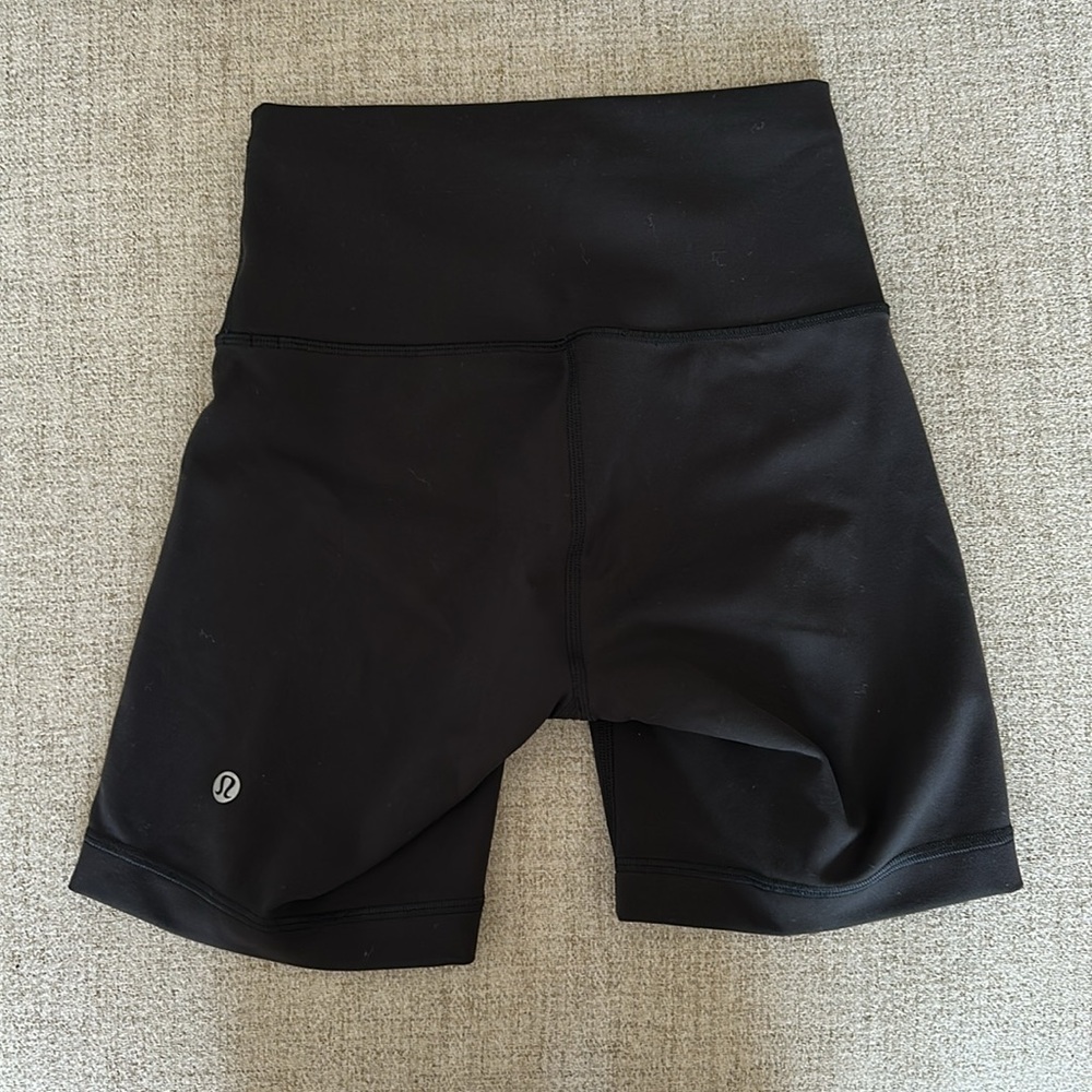 Lululemon Wunder Train High Rise Short 6” - Picture 2 of 3